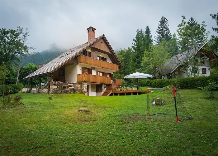 Dom wakacyjny Ceri *